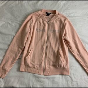 A Nice Bebe Jacket. The color is baby pink! Good material and keeps you warm!